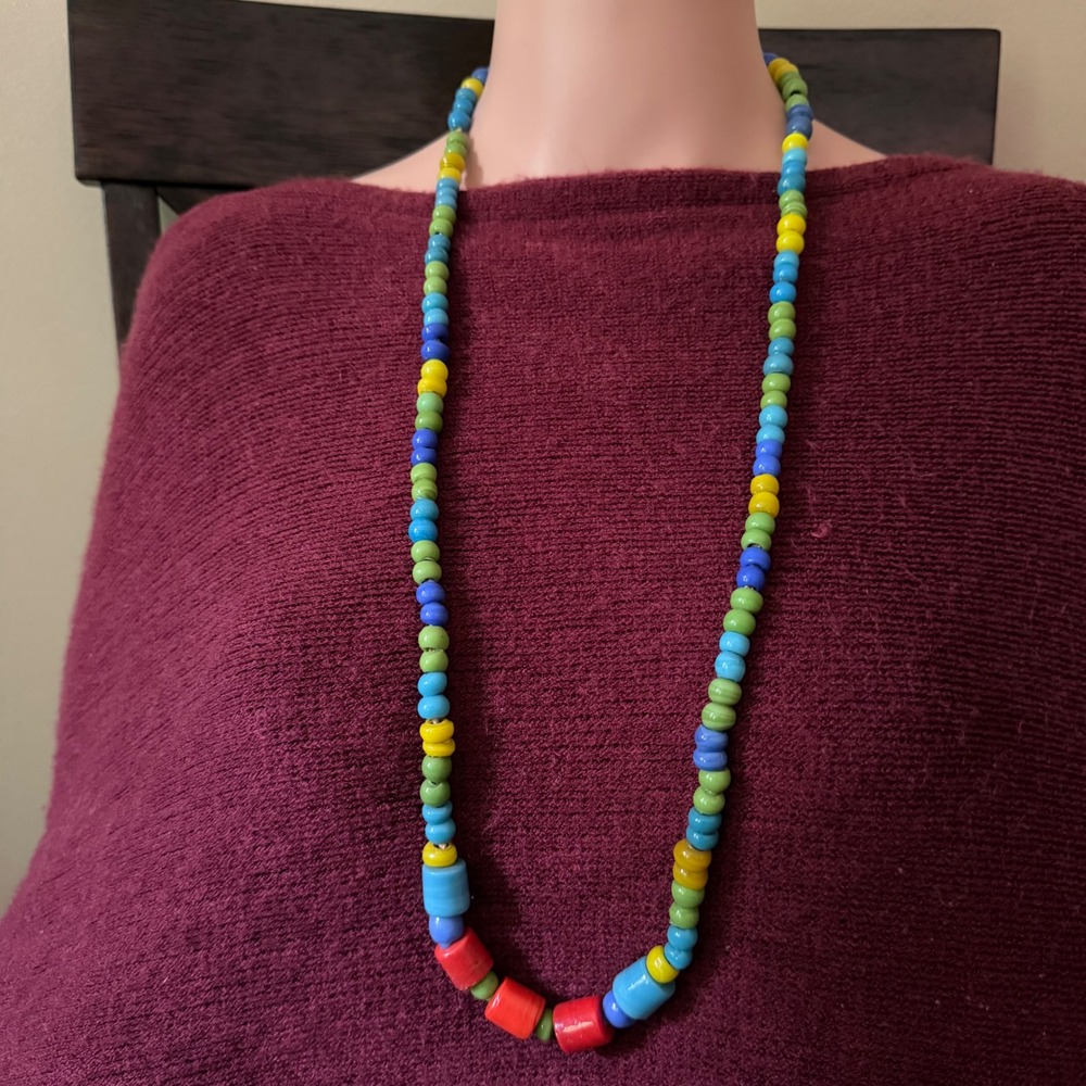 1970s Vintage Glass Multicolor Beaded Necklace Boho Eclectic OS Leather‎